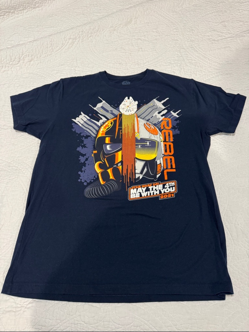 Star Wars May the 4th! Navy Graphic Tee men’s Large.
